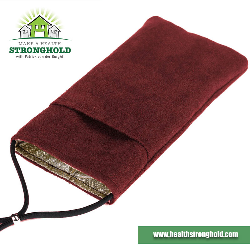 Mobile phone shielding pouch